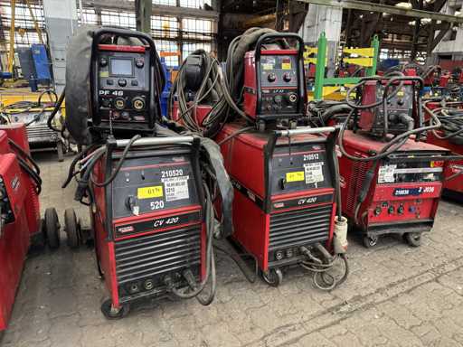LINCOLN ELECTRIC CV420 2 industrial welders with wire feeder