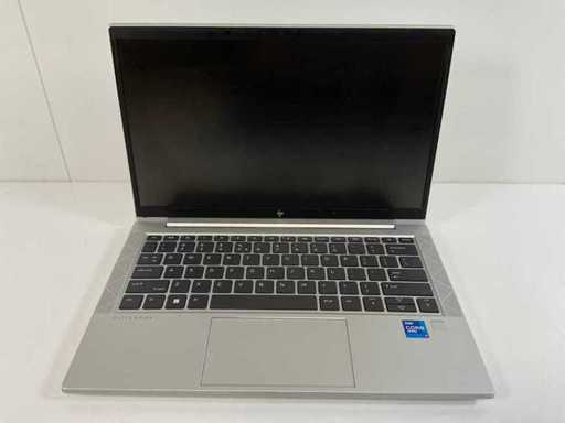 HP EliteBook 830 G8 13.3", Core(TM) i7 11ª generazione, 16 GB di RAM, 512 GB NVMe Laptop