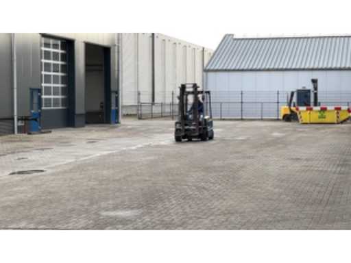 ddf597f2-06e0-40b3-b538-edeb325ae292.mp4