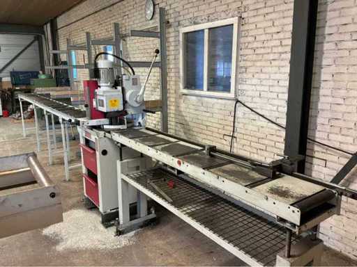 Scie circulaire Behringer à coupe transversale