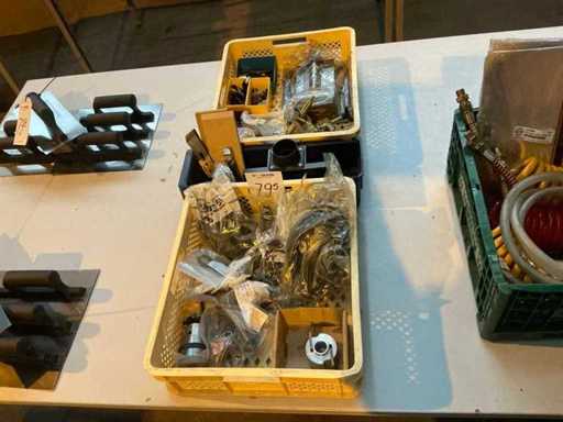 DIY & renovation items in plastic crate (2x)