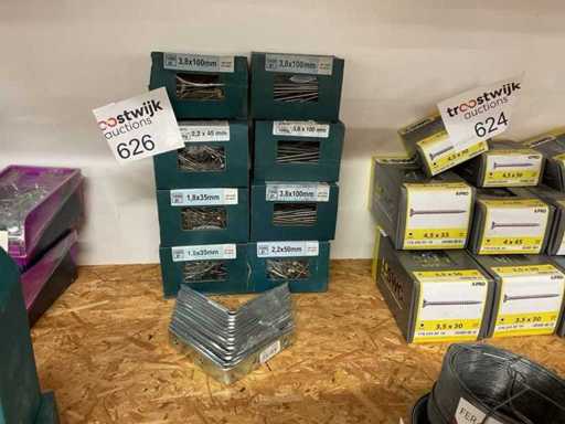 1 x Charge Nägel; Winkeleisen