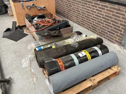 Lots de matériaux de toiture et feutre de toiture