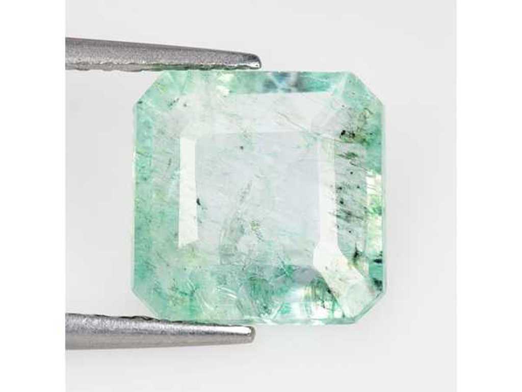Natural Beryl (Green - Emerald type) 2.43 Carat