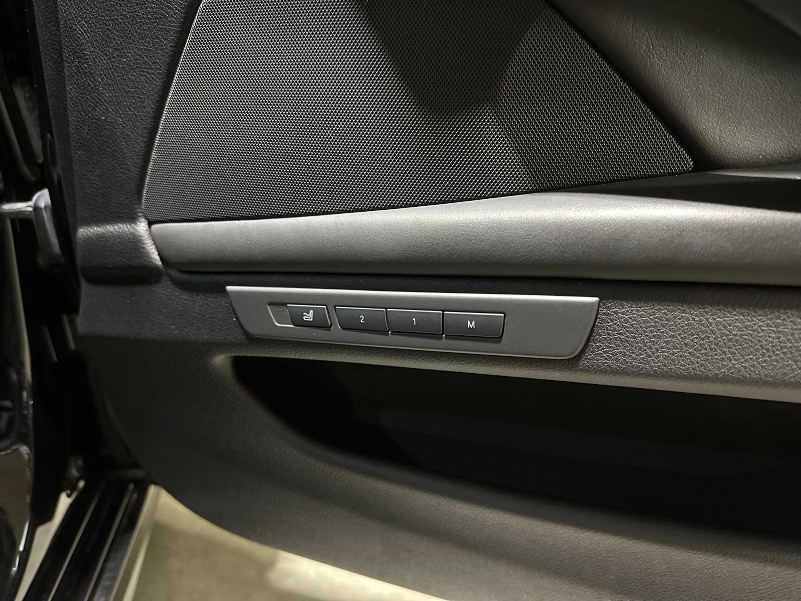 BMW M5 F10 4.4 V8 560PK 2014 5-Series, 3-ZLJ-94