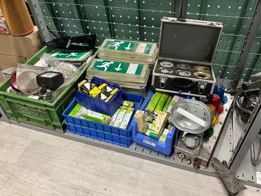 Sources lumineuses de fête et éclairage d’urgence