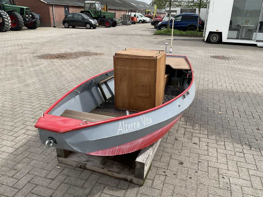 Alterra Vita Lister Schaluppe für Fischerboot "1 Zylinder"