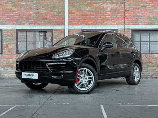 Porsche Cayenne Turbo 4.8 V8 493CP 2010