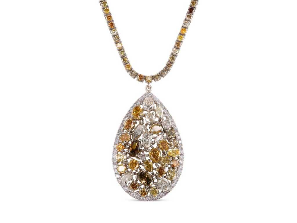 Collier Design de Luxe Diamants Naturels Fantaisie Multi Couleur Rare de 10,75 carats