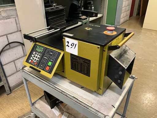 CCM-1200 cable feeder