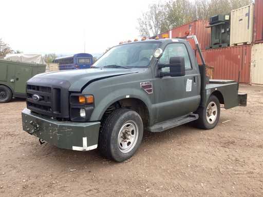 2008 Ford Bobtail F350 XL Super Duty Commercial Vehicle