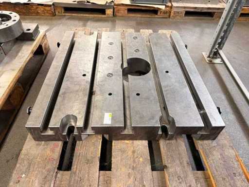 Aufspannplatte / T-Nut-Platte massiv 700x700 mm