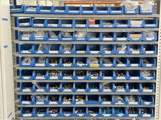   Werkplaatsplank met materialen