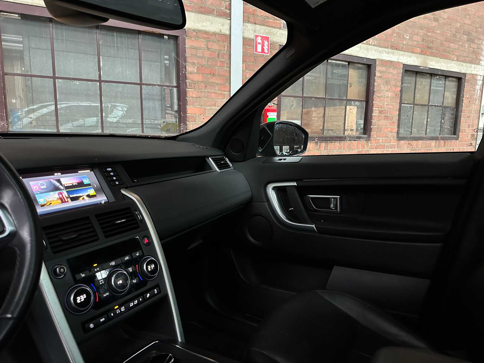 Land Rover Discovery Sport 2.0 TD4 SE 7p. 150pk 2019 (Org-NL), G-487-BJ