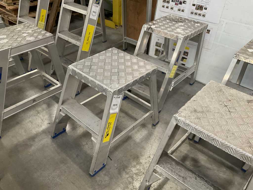 Aluminium ladder (2x)