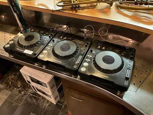 Pioneer CDJ-1000 MK2 digitale draaitafels (3x)