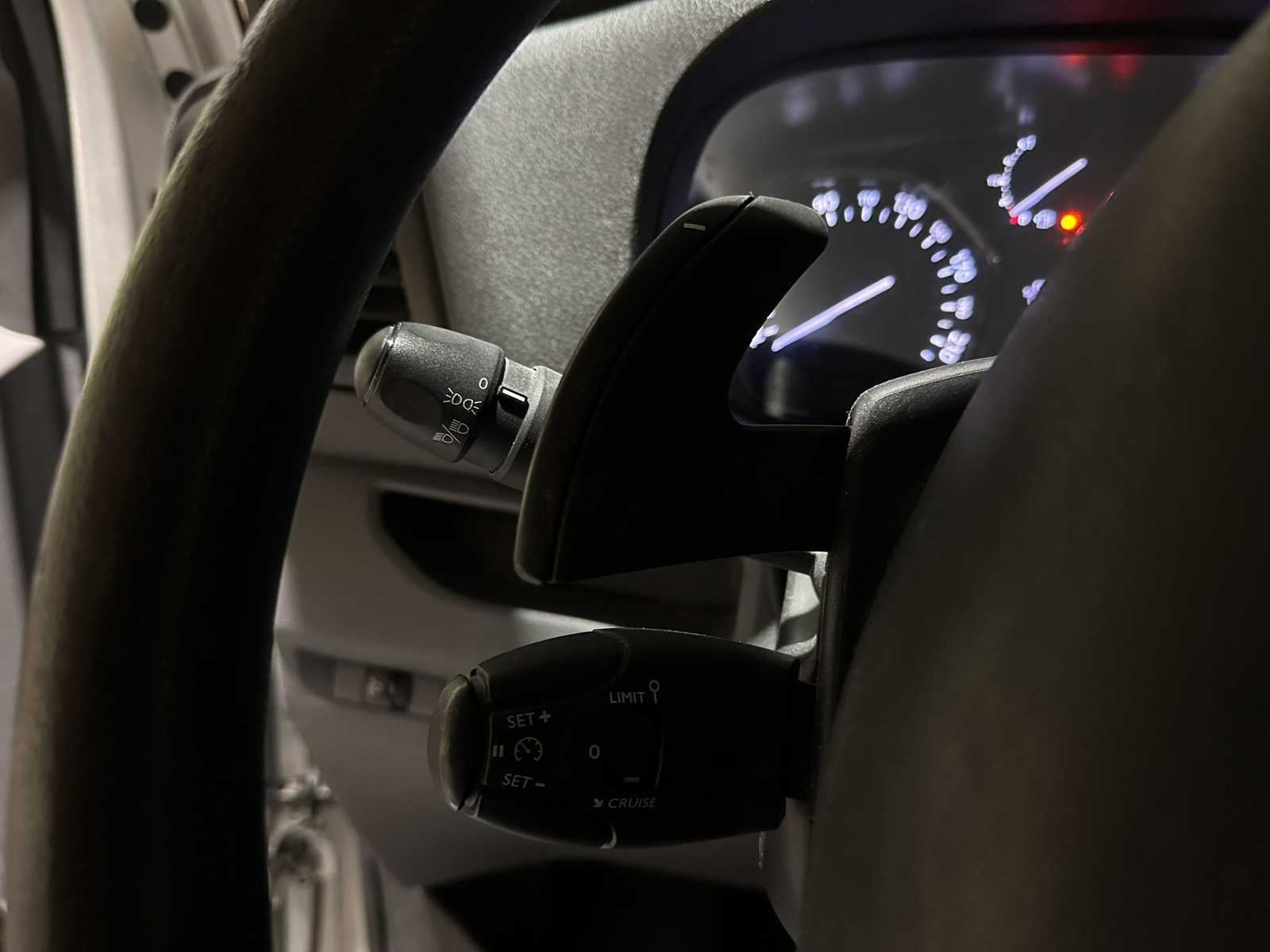 Toyota PROACE Worker 1.6 D-4D Cool Comfort 95pk 2017 (Origineel-NL), V-975-GR