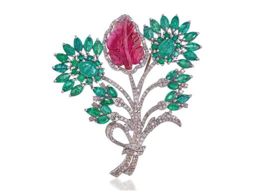 Bloem broche met diamanten