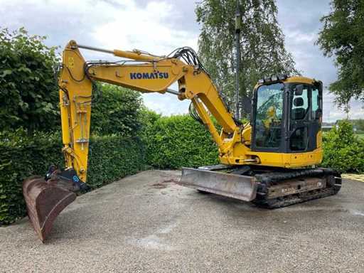 Escavatore Midi Komatsu PC88MR-8 2011