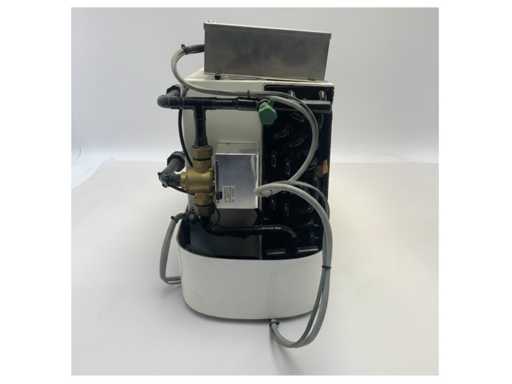 HFL AHK52ZWE morski klimatyzator 18000 BTU z procesorem