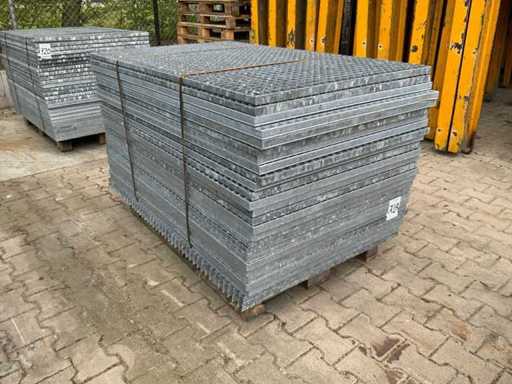 Steel slatted floor 1400x880mm (26x)