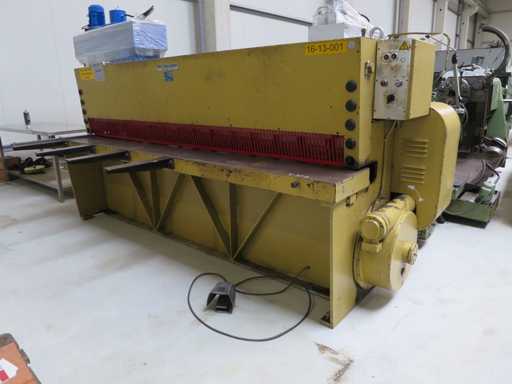 BRONSWERK BS 2500 x 3 guillotine shears