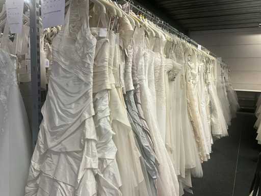 Linea Raffaelli Partij diverse bruidsjurken (49x)