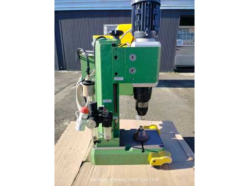 MORUECO - R450 - Werkbank-Nietmaschine - 2009