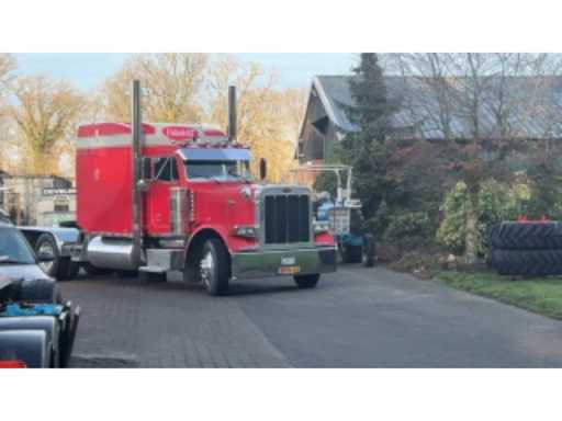 49b3f6ed-65dd-4e26-87ff-2663600725ca.mp4