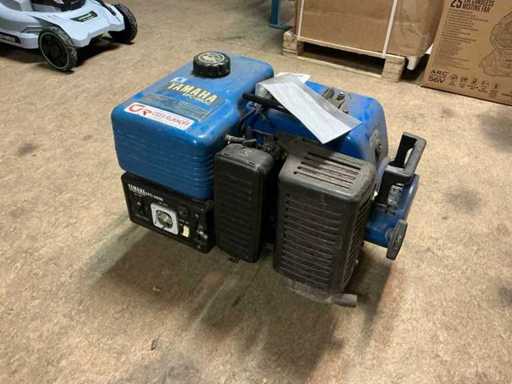 Yamaha EFC-2800 Generator