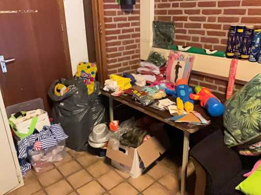 Fournitures pour la fête