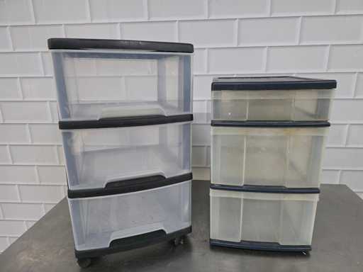 Comodă din plastic (2x)