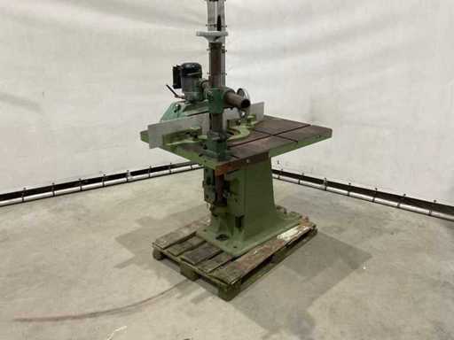 Vertongen – Magik 48 – Verschiedene Fräsmaschinen