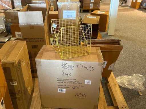 Lot decoration, Retail value €3,000