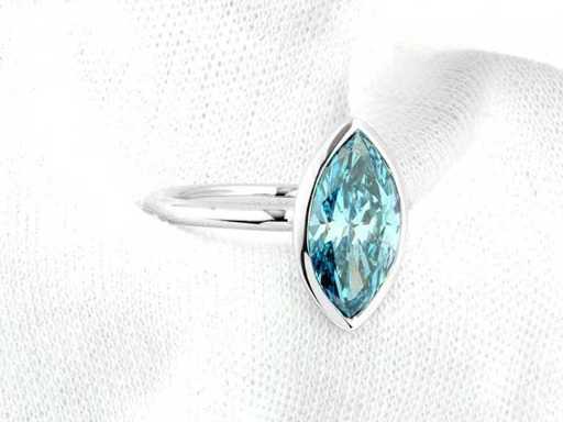 14 KT witgouden ring met 3,08 cts laboratoriumgekweekte diamant