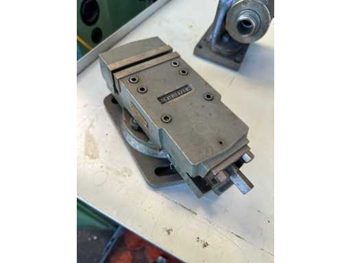 Swiss - Machine clamp