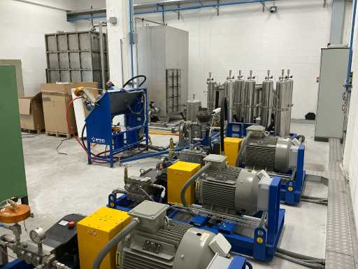 PTC - Macchina per test idraulico delle tubazioni per serpentine "umbilical" - 2020