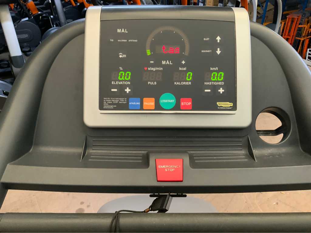 Technogym excite jog discount 700