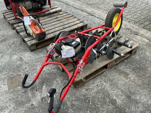 Tarière en terre de renard de plantation à chaud