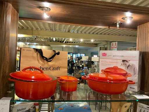 GSW Cast iron pot (3x)