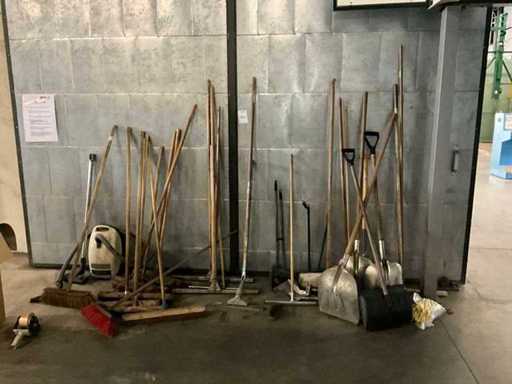 Serie de unelte de grădină