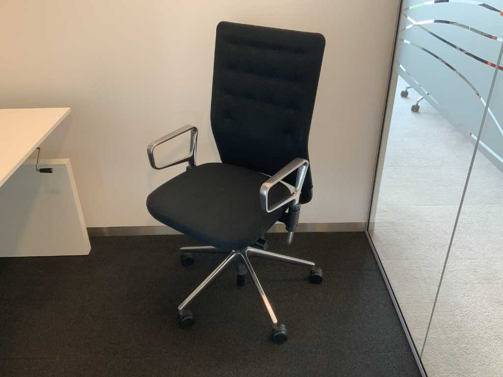 Krzesło biurowe Vitra ID Trim