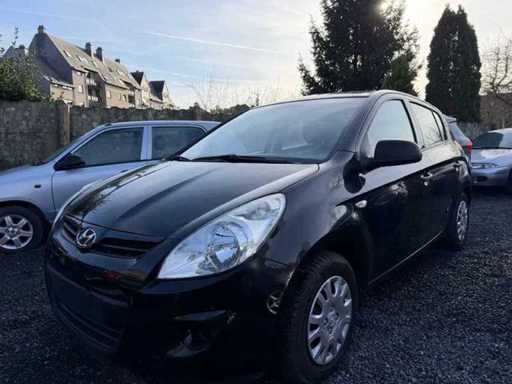2011 Hyundai i20 Comfort 77 HP Hatchback Passenger Car