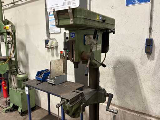 Bimak 30LF Kolomboormachine