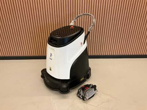 Unused Gausium Vacuum 40 Floor Cleaner