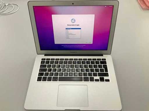 Apple A1466 13-inch MacBook Air MQD32N/A Laptop