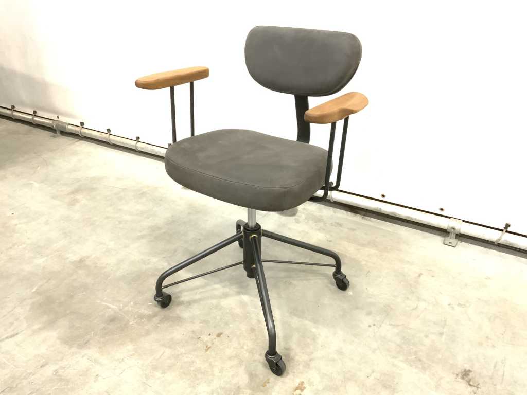 Krzesło biurowe Rand w Dystrykcie Ósmym