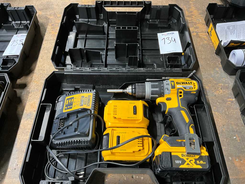 DeWalt DCD796 Screw drill Troostwijk Auctions