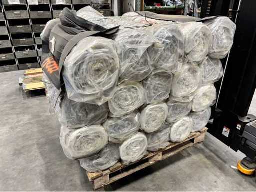 Europees fabrikaat Chain link fence Simple torsion Partij gegalvaniseerd harmonicagaas