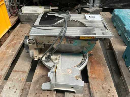 Machine à scie à onglets Makita